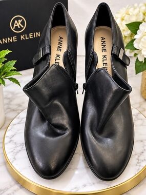 Anne Klein Black Slip-On Leather Loafer